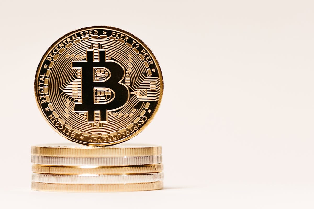 Bitcoin Holds $70K While Stocks Crater: Is the Digital Gold Thesis Finally Real?