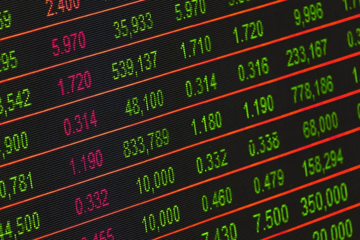 $7.1 Trillion Quadruple Witching Day: Why Bitcoin Traders Are Holding Their Breath